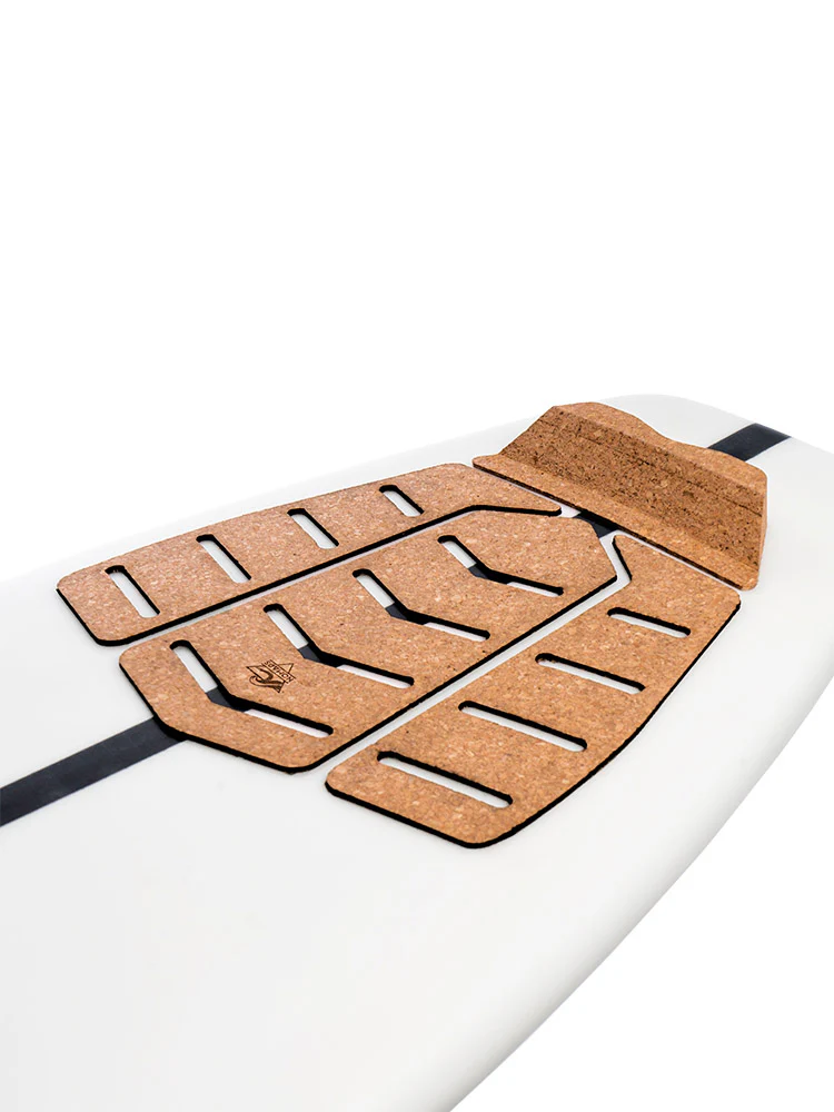 Traction pad Nomads 3 pièces en liège recyclé monté sur une planche